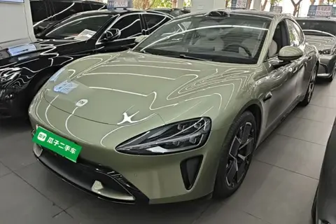 Xiaomi SU7 2025