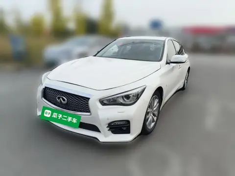 Infiniti Q50 2016