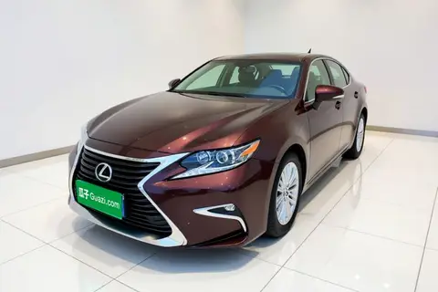 Lexus ES 2016