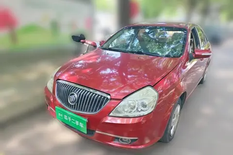 Buick Excelle 2012
