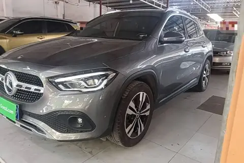 Mercedes-Benz GLA 2020