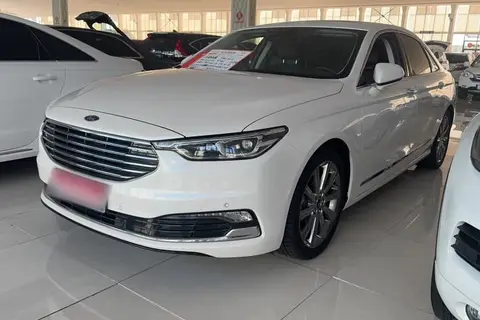 Ford Taurus 2021