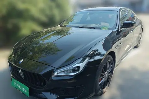 Maserati Quattroporte 2014