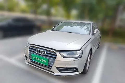 Audi A4L 2016