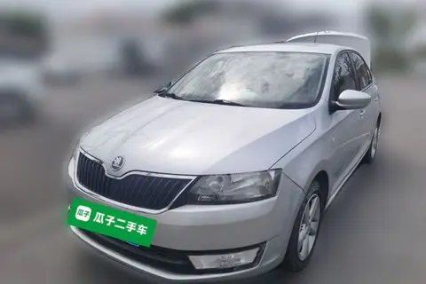 Skoda Rapid 2013