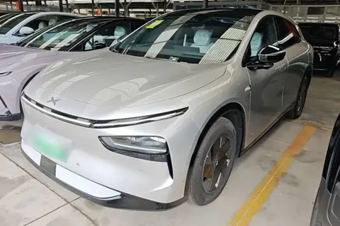XPeng G7 2025