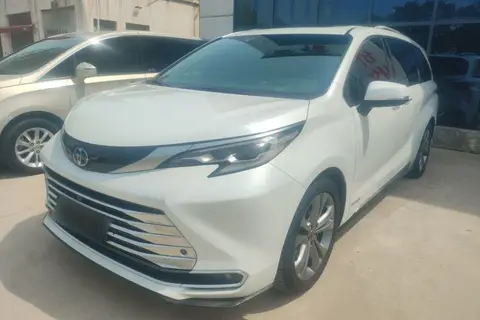 Toyota SIENNA 2023