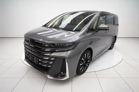Toyota Vellfire 2024