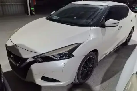 Nissan Bluebird 2015