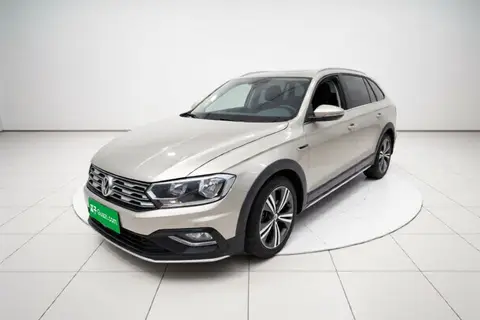 Volkswagen C-TREK 2017