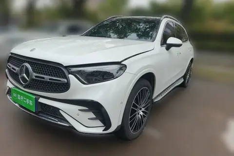 Mercedes-Benz GLC 2023