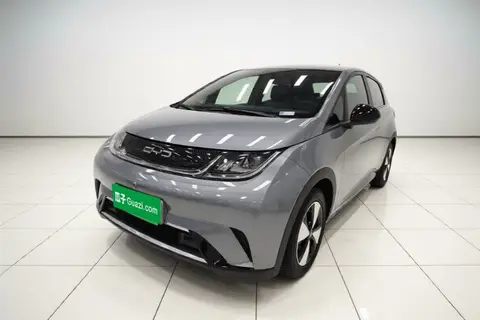 BYD Dolphin 2023