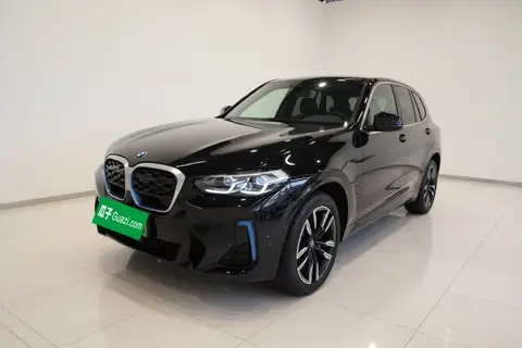 BMW iX3 2022