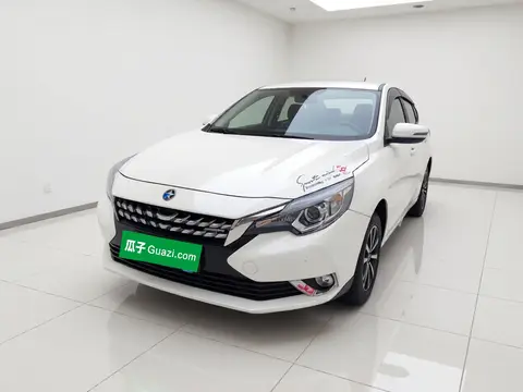 Venucia T90 2016