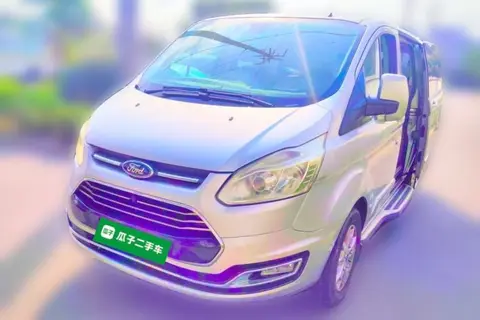 Ford Tourneo Custom 2017