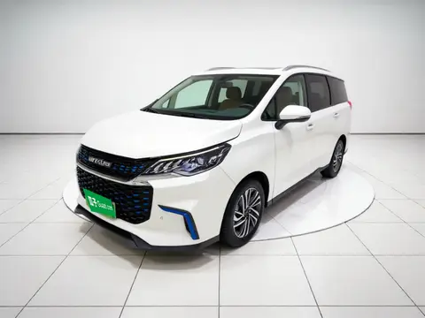Maxus EUNIQ 5 2021