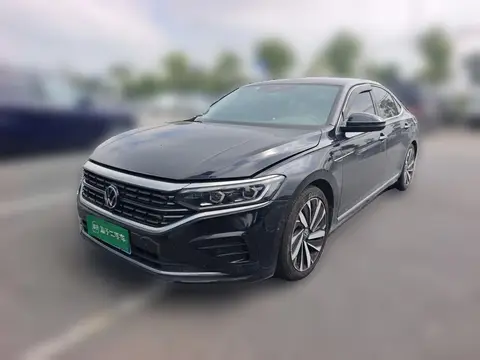 Volkswagen Passat 2023
