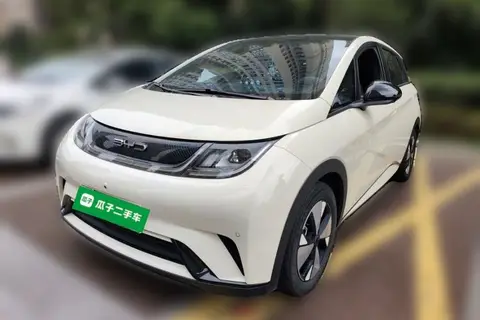 BYD Dolphin 2023