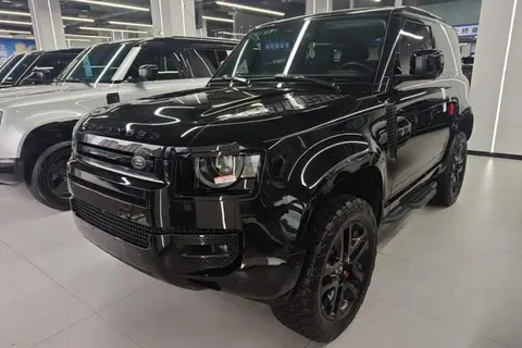 Land Rover Defender 2022