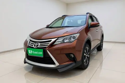 Toyota RAV4 2015