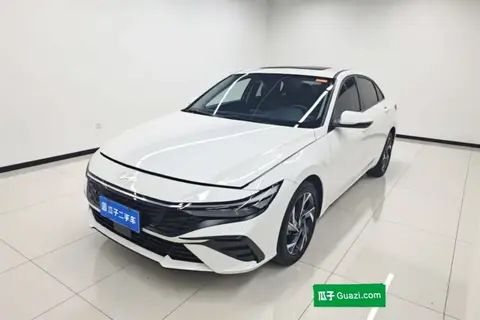 Hyundai Elantra 2024