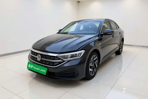 Volkswagen Sagitar 2022