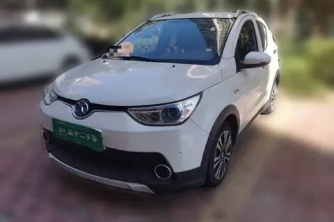 BAIC EC 2017