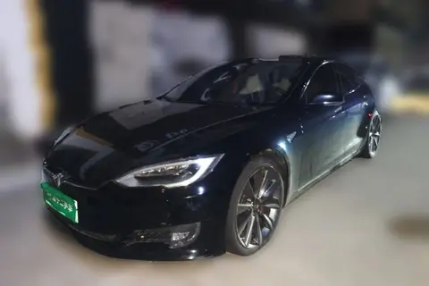 Tesla Model S 2014