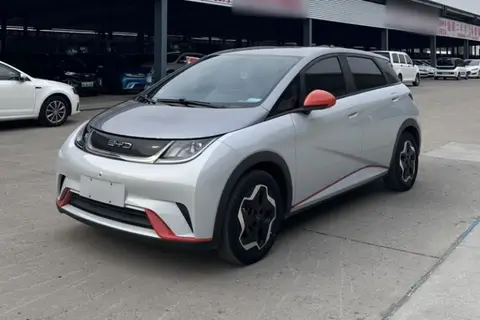 BYD Dolphin 2022