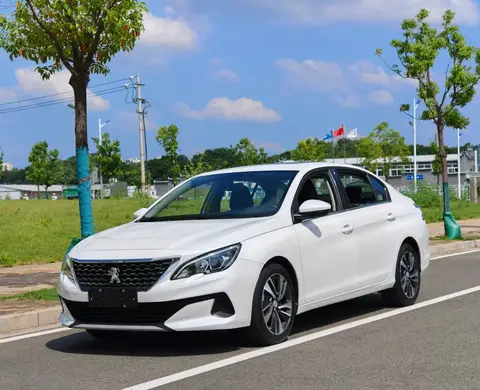 Peugeot 408 2021