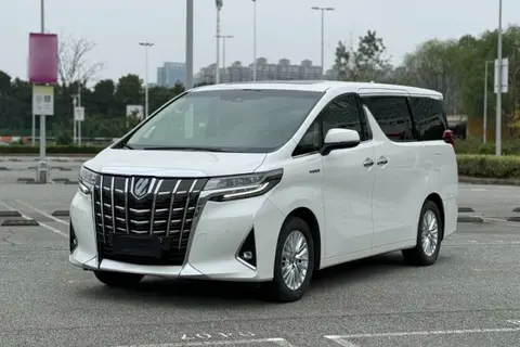 Toyota Alphard 2023