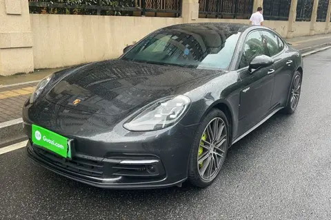 Porsche Panamera 2018