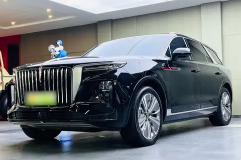 Hongqi E-HS9 2023