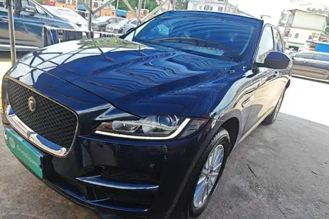 Jaguar F-PACE 2017