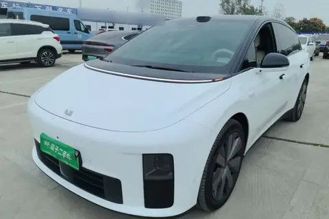 Li i6 2025