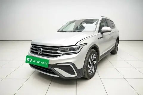 Volkswagen Tiguan L 2023