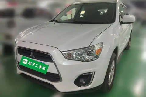 Mitsubishi ASX 2015