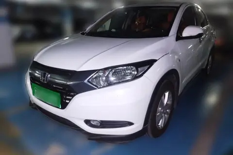 Honda Vezel 2016
