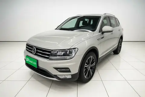Volkswagen Tiguan L 2020