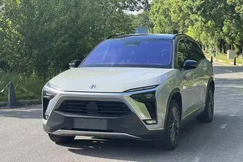NIO ES8 2020
