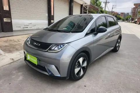 BYD Dolphin 2023