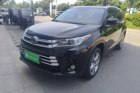 Toyota Highlander 2021