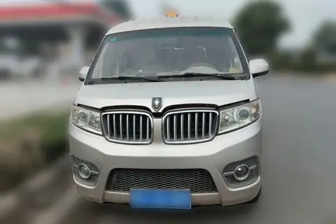Jinbei Hiace X30 2013