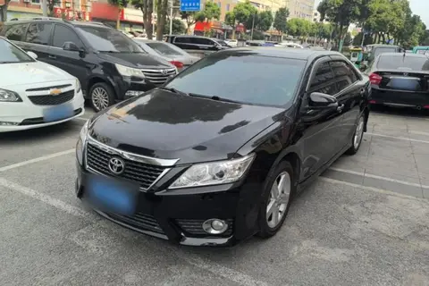 Toyota Camry 2014