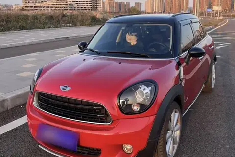 MINI Countryman 2016