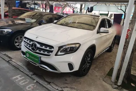 Mercedes-Benz GLA 2017