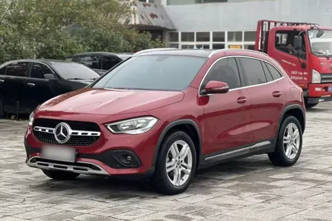 Mercedes-Benz GLA 2020
