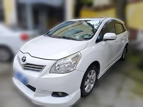 Toyota Verso 2011