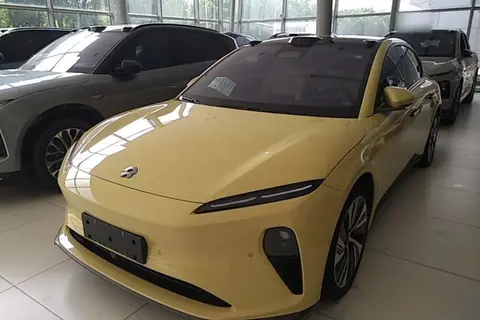 NIO ET5 2022