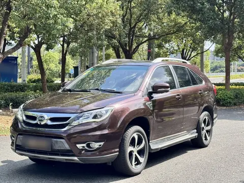 BYD S7 2015